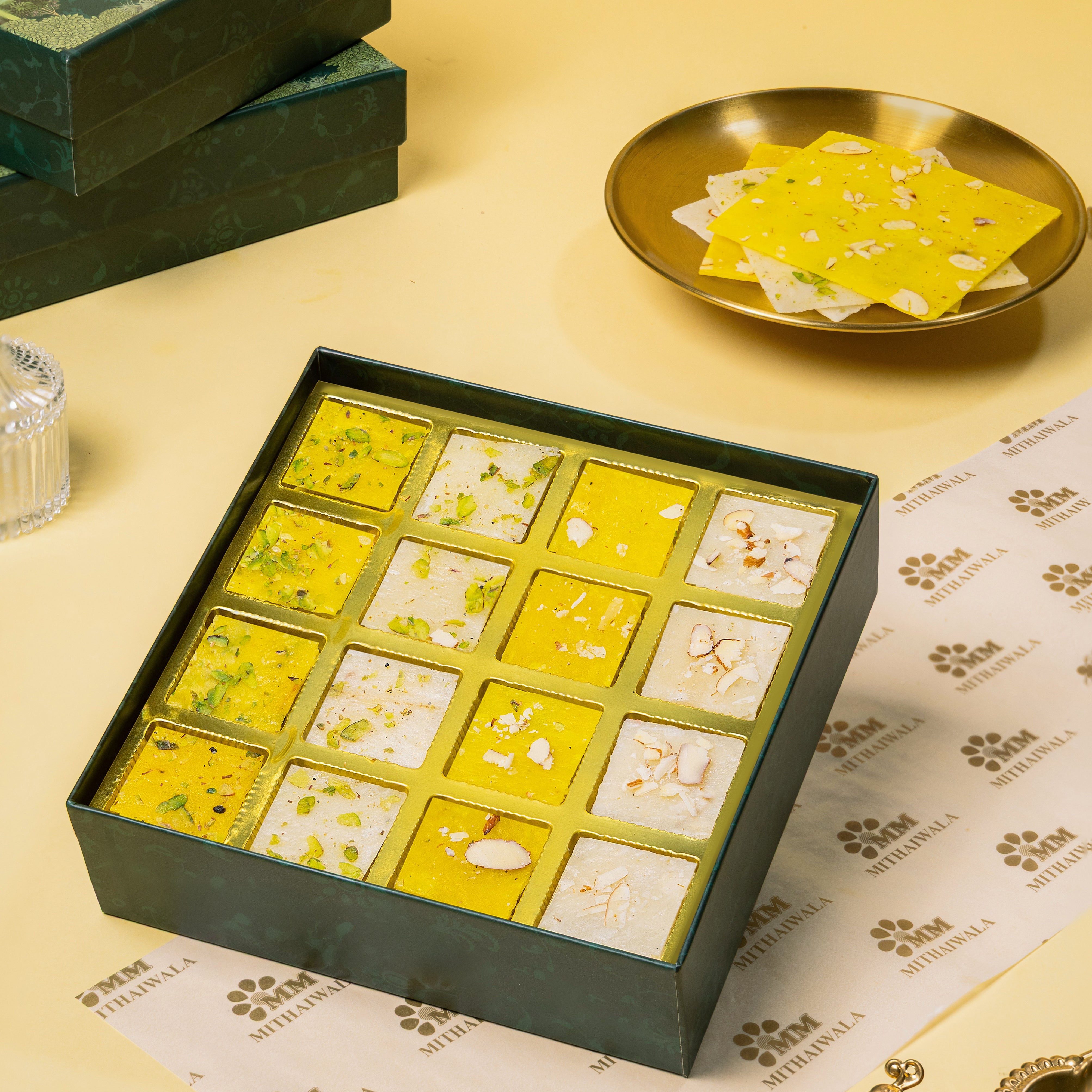 Assorted Ice Halwa Gift Box (Sp. Kesar Golden Ice Halwa | Golden Ice Halwa | Bombay Ice Halwa Yellow | Bombay Ice Halwa White)